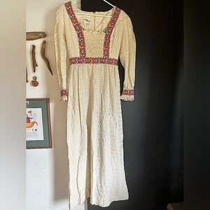 Vintage 70s Boho Cottagecore Hippie Smocked Embroidered Maxi Dress Size S/M